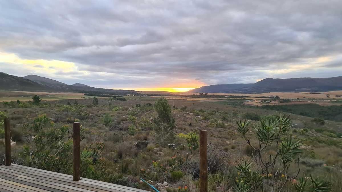 Avani Lodge Private Nature Reserve Botrivier Exteriör bild