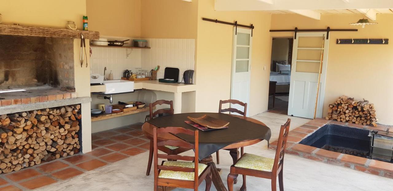 Avani Lodge Private Nature Reserve Botrivier Exteriör bild